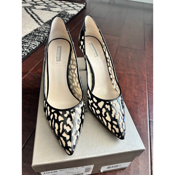 Giorgio Armani black heels size 37 or us 6.5 - Picture 1 of 7